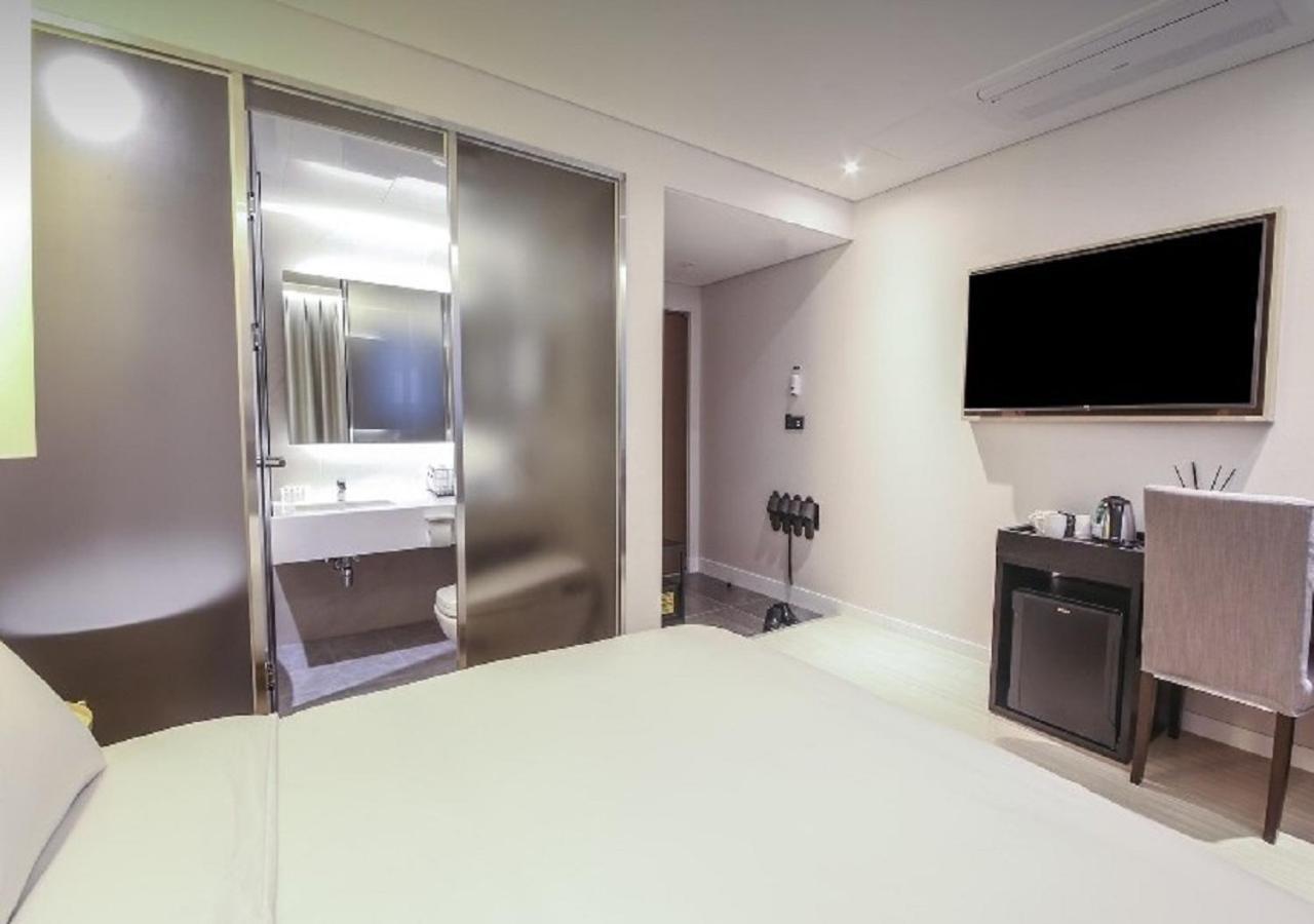 Londoner Hotel Gwangan Пусан Екстер'єр фото